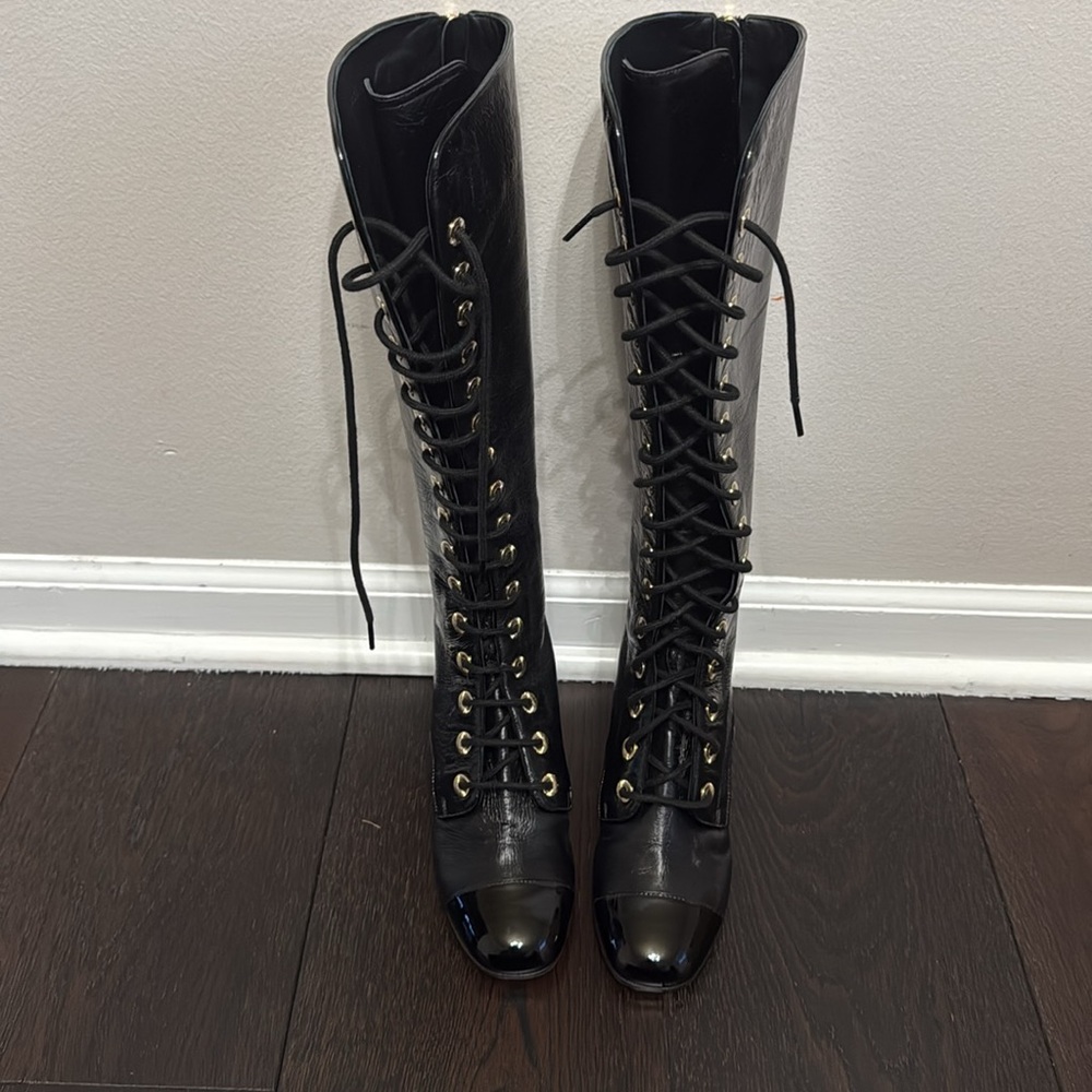 Women's Black Lace-Up Knee-High Boots - Picture 3 of 14